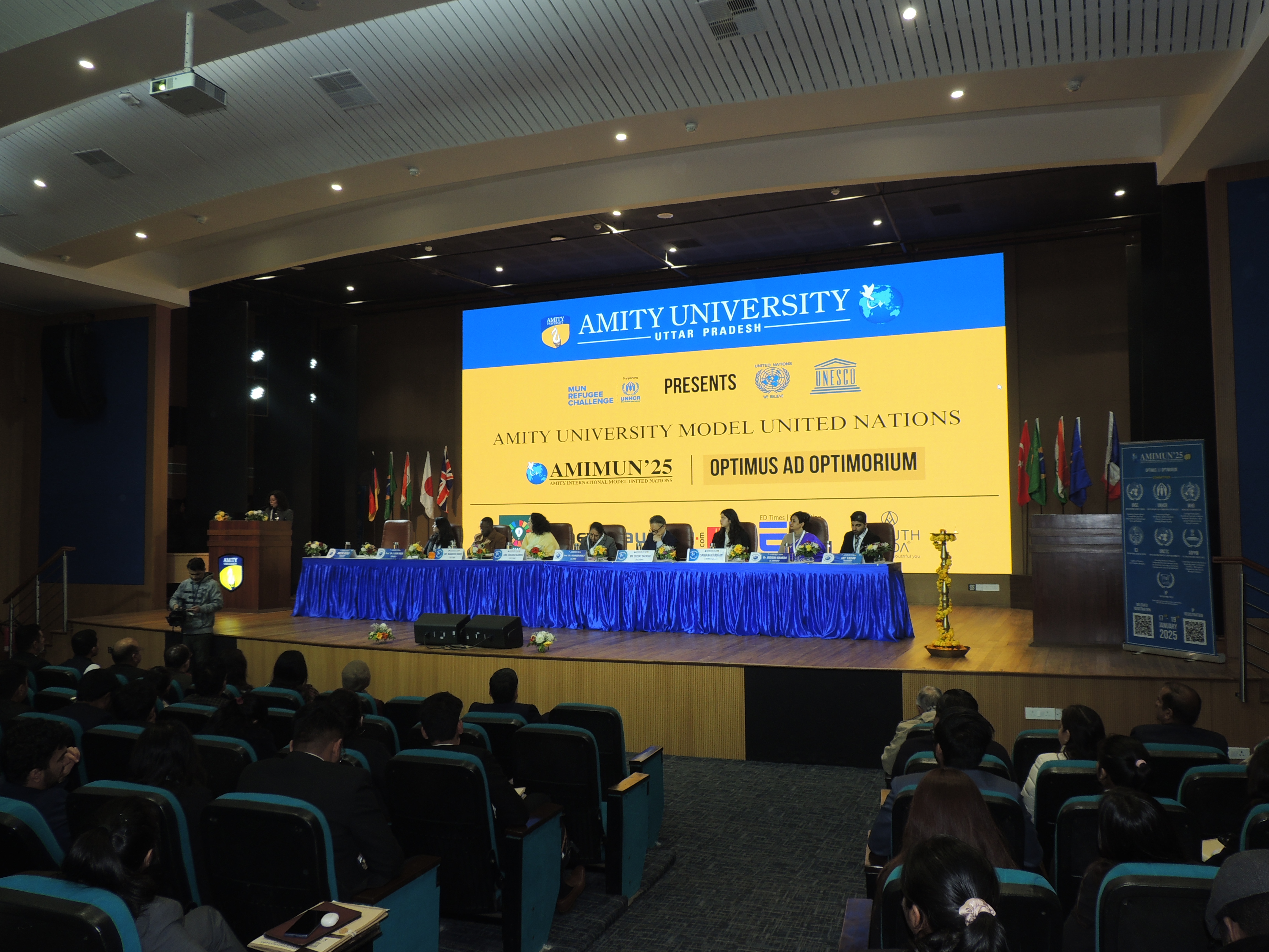 Delegates in Discussion