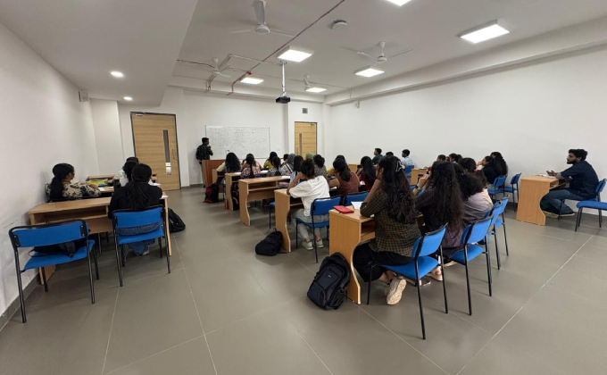 b-tech-classroom-img