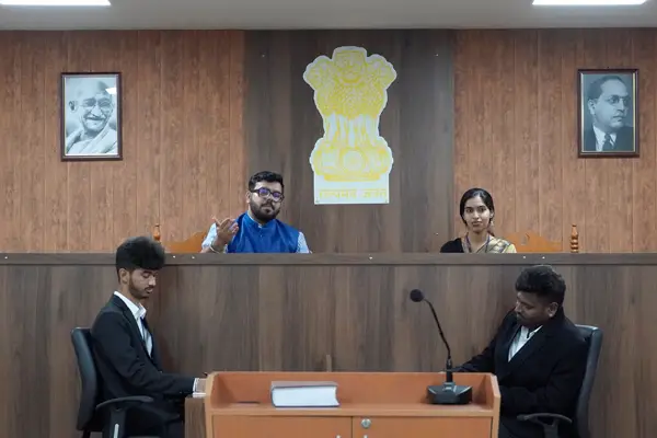 moot-court-img