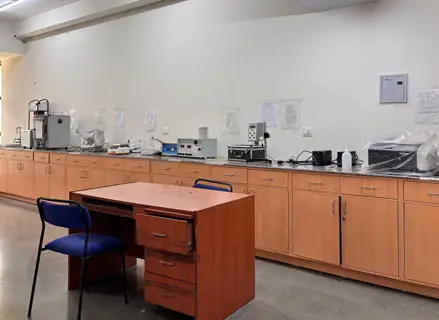 ggm-lab-img