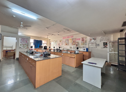ggm-lab-img