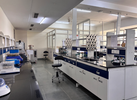 ggm-lab-img