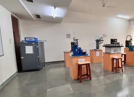 ggm-lab-img
