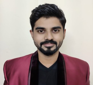  Divyank Hirekar