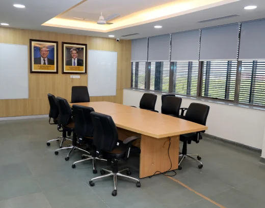 conference-room-img
