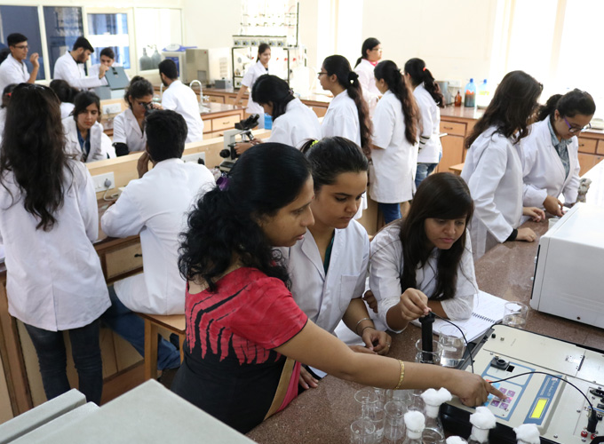 Amity Centre for Converging Technologies and Science (ACCTS)