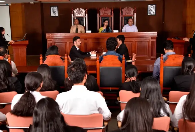 infra moot court
