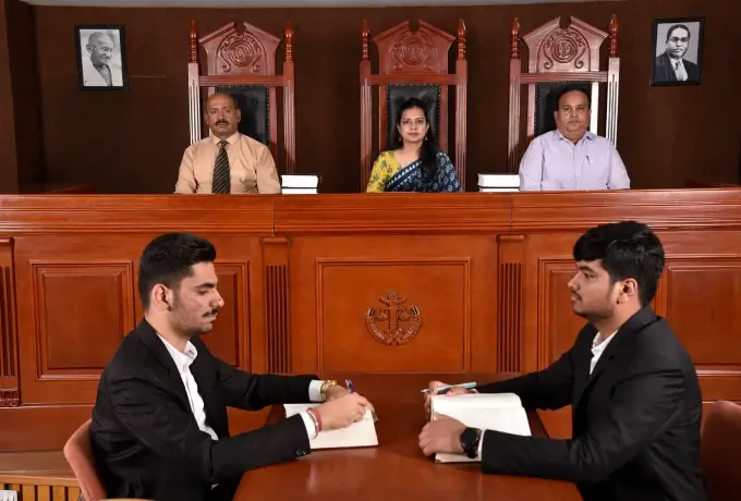 infra moot court