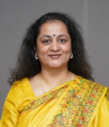 Dr. Priya  Satsangi