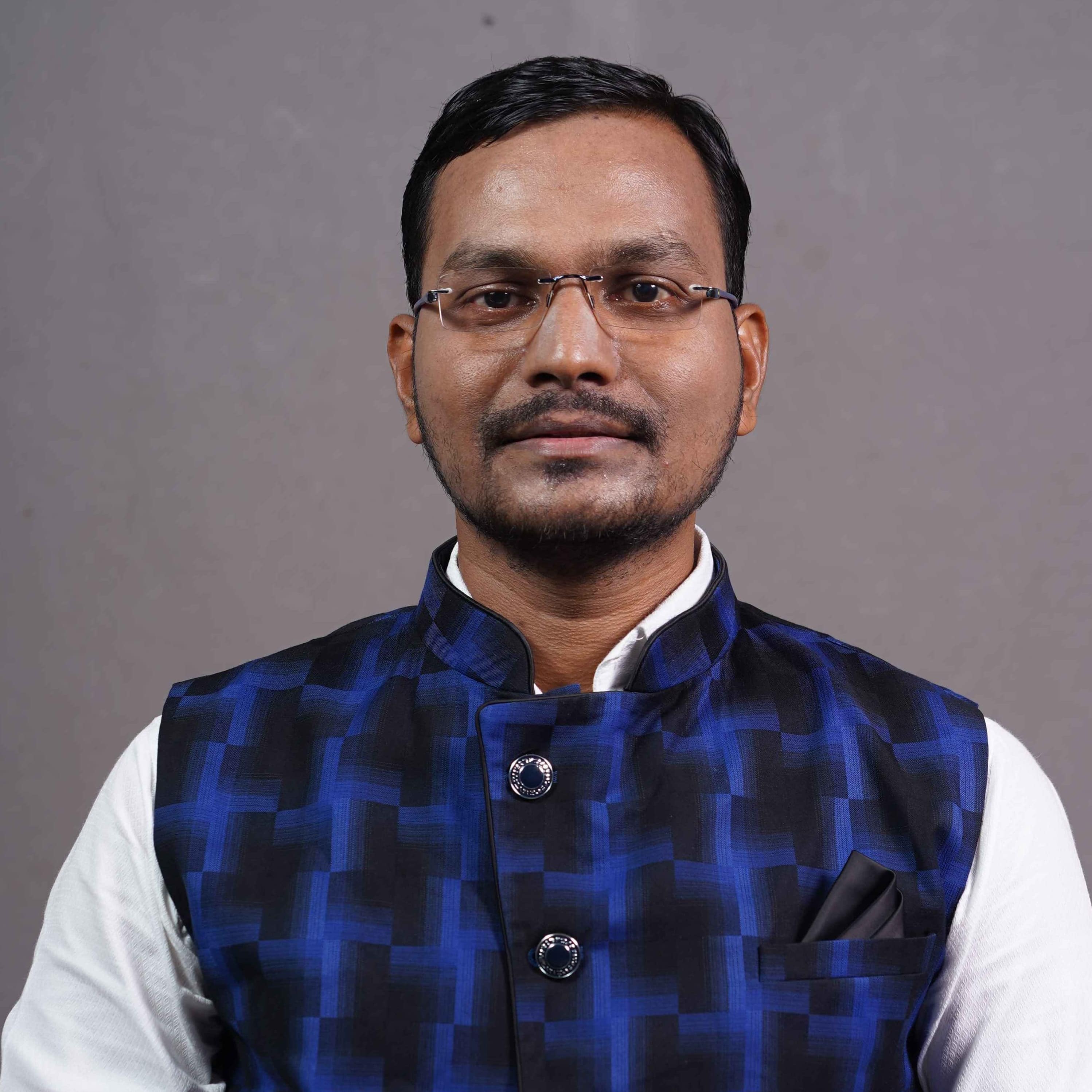 Dr. Akshay Ajay Kasare