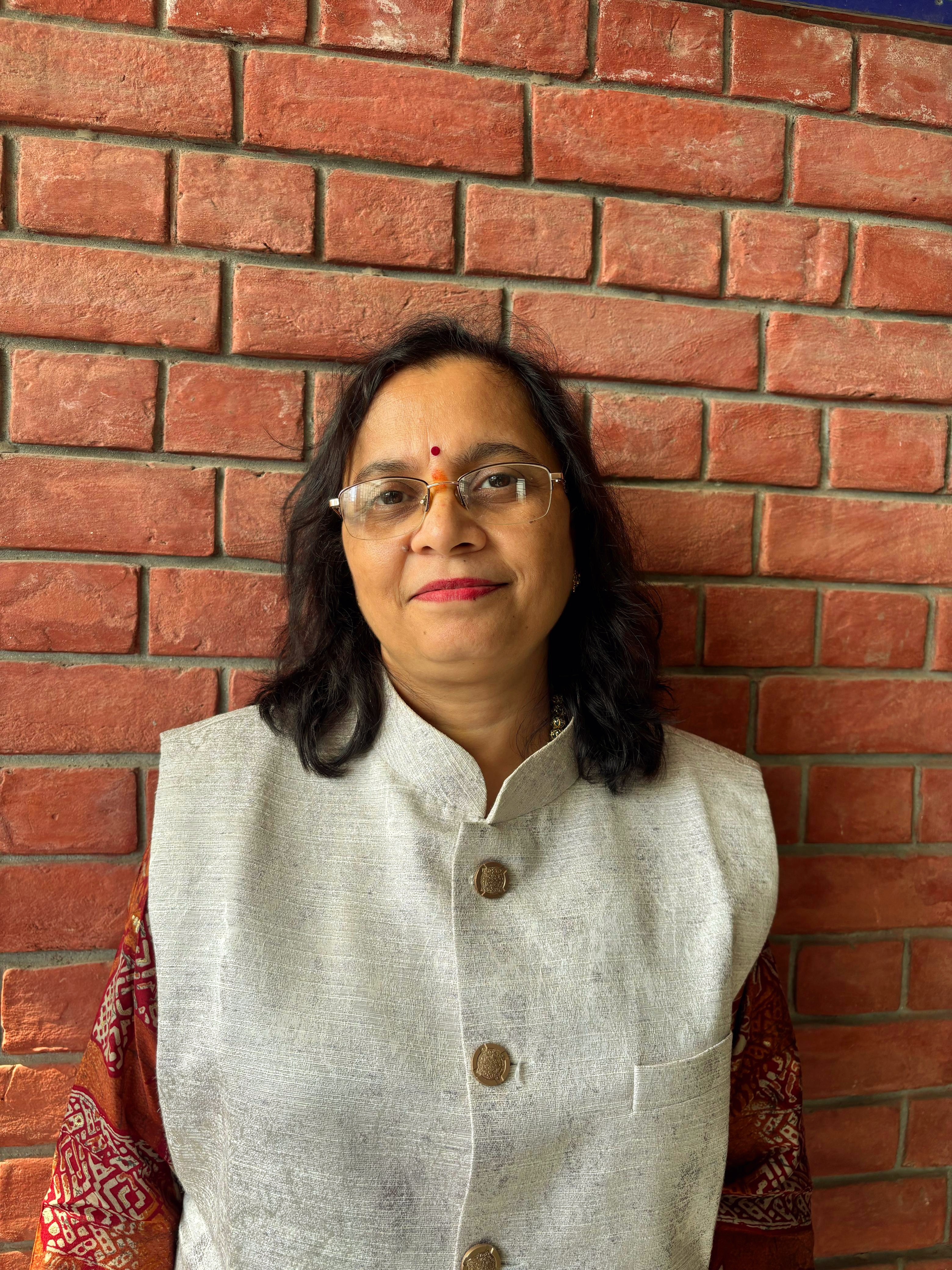 Prof. Dr. Kavita Indapurkar